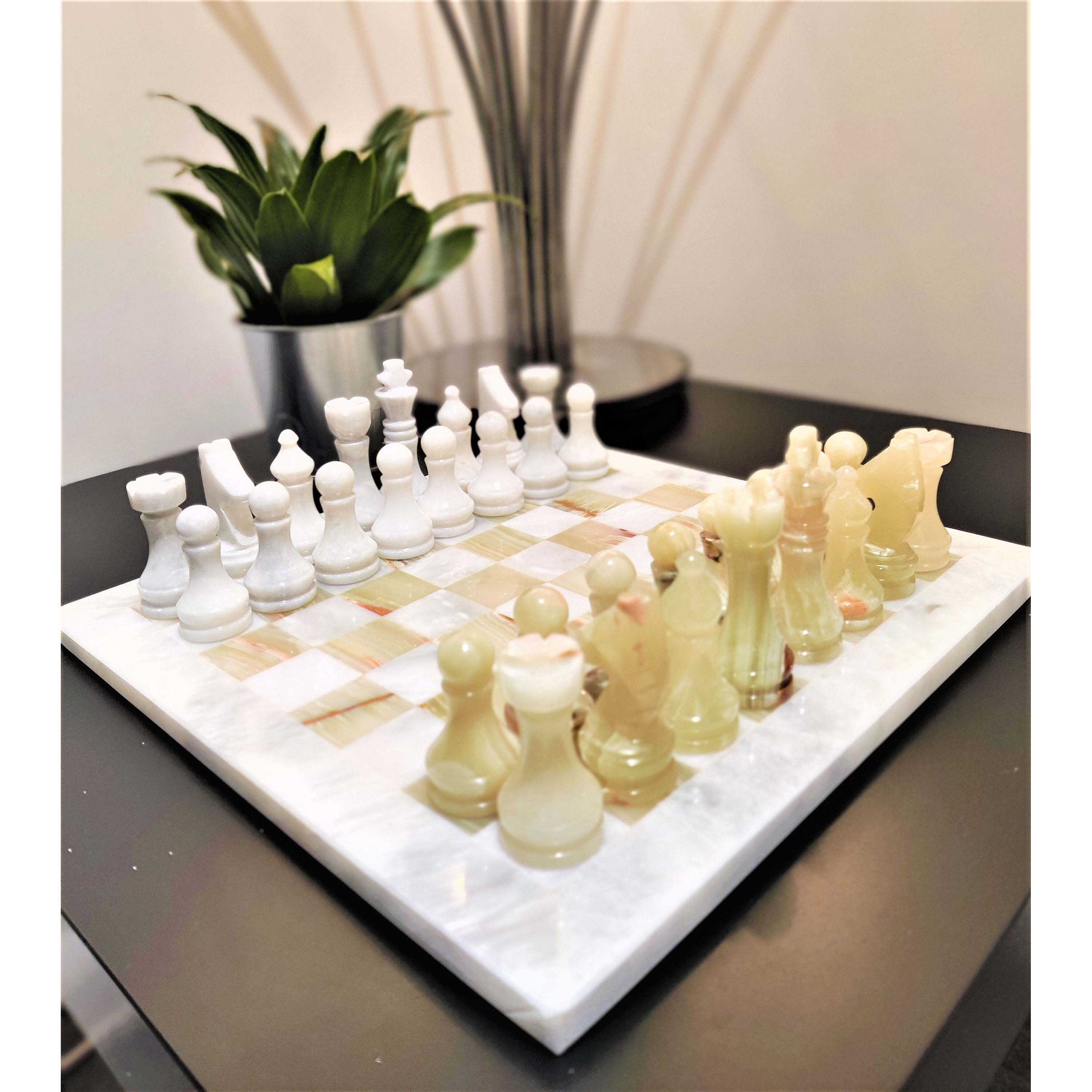 Board Game Yearbook - Set Meja Catur Marmer Alami Putih