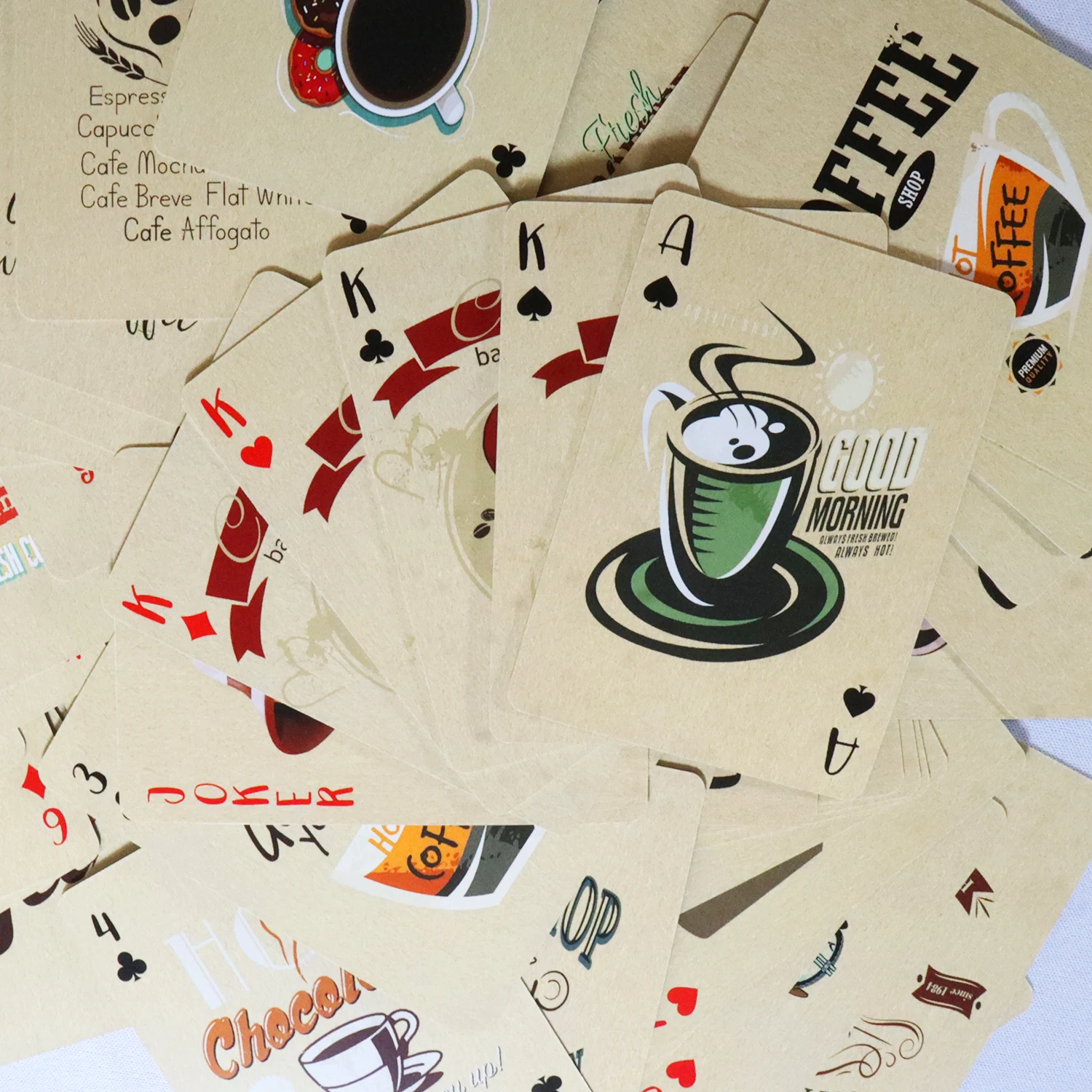 Kartu permainan kertas kopi ga - Board Game Yearbook ulasan dan harga